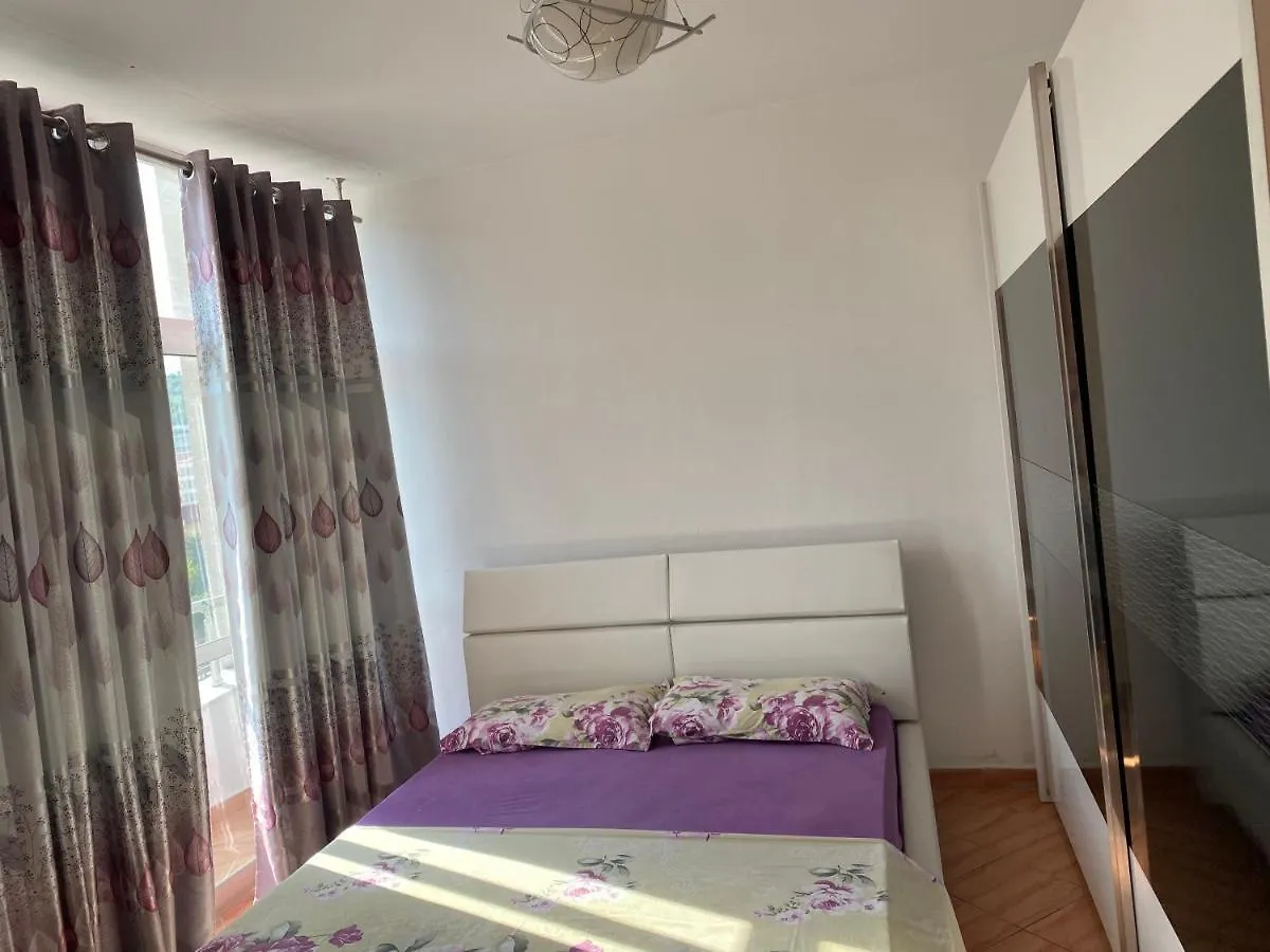 Apartment By The Sea Durres